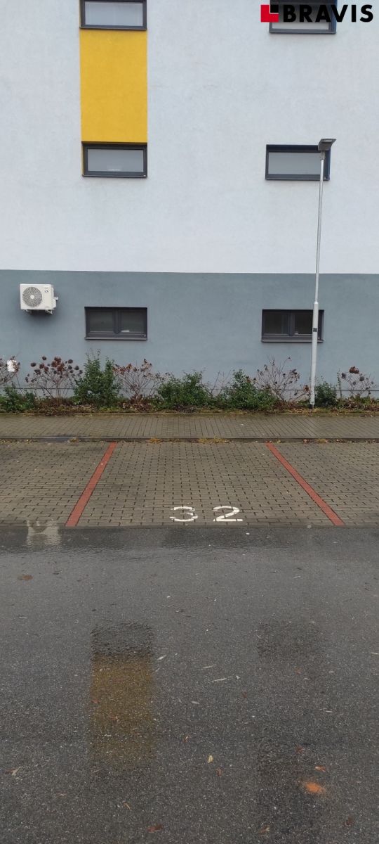 Pronájem parkovacích stání, Brno - Černovice, ul. Turgeněvova, obrázek č.5