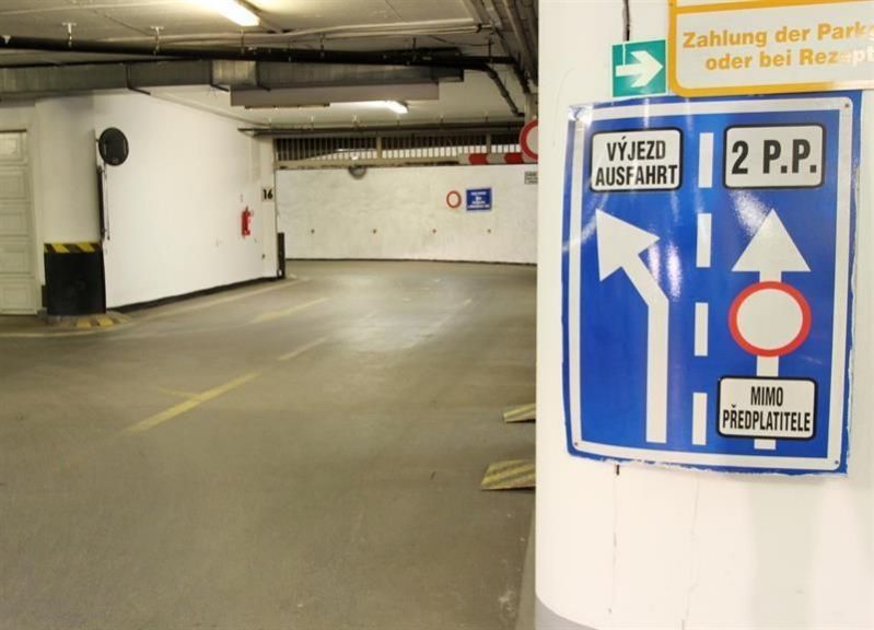 Pronájem garážového stání vhodného pro velké osobní automobily a SUV, Brno - střed, OC IBC, ul. Přík, obrázek č.5