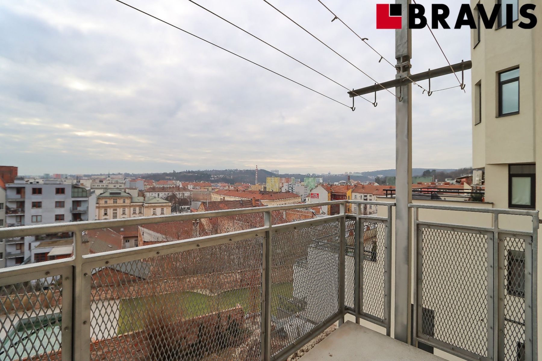 Pronájem bytu 3+1, ul. Pellicova, Brno-město, balkon, možnost využití zahrádky, skvělá lokalita blíz, obrázek č. 3