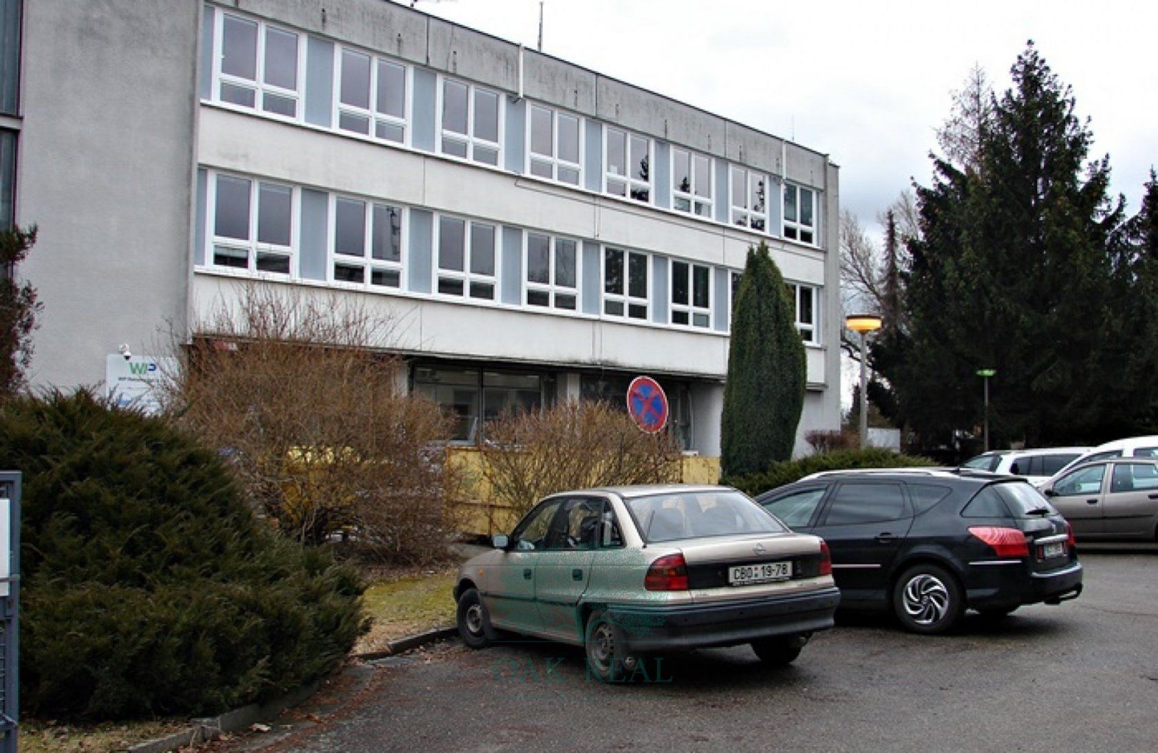 Pronájem kancelářských prostor o velikosti 151 m2, Školní ulice, České Budějovice