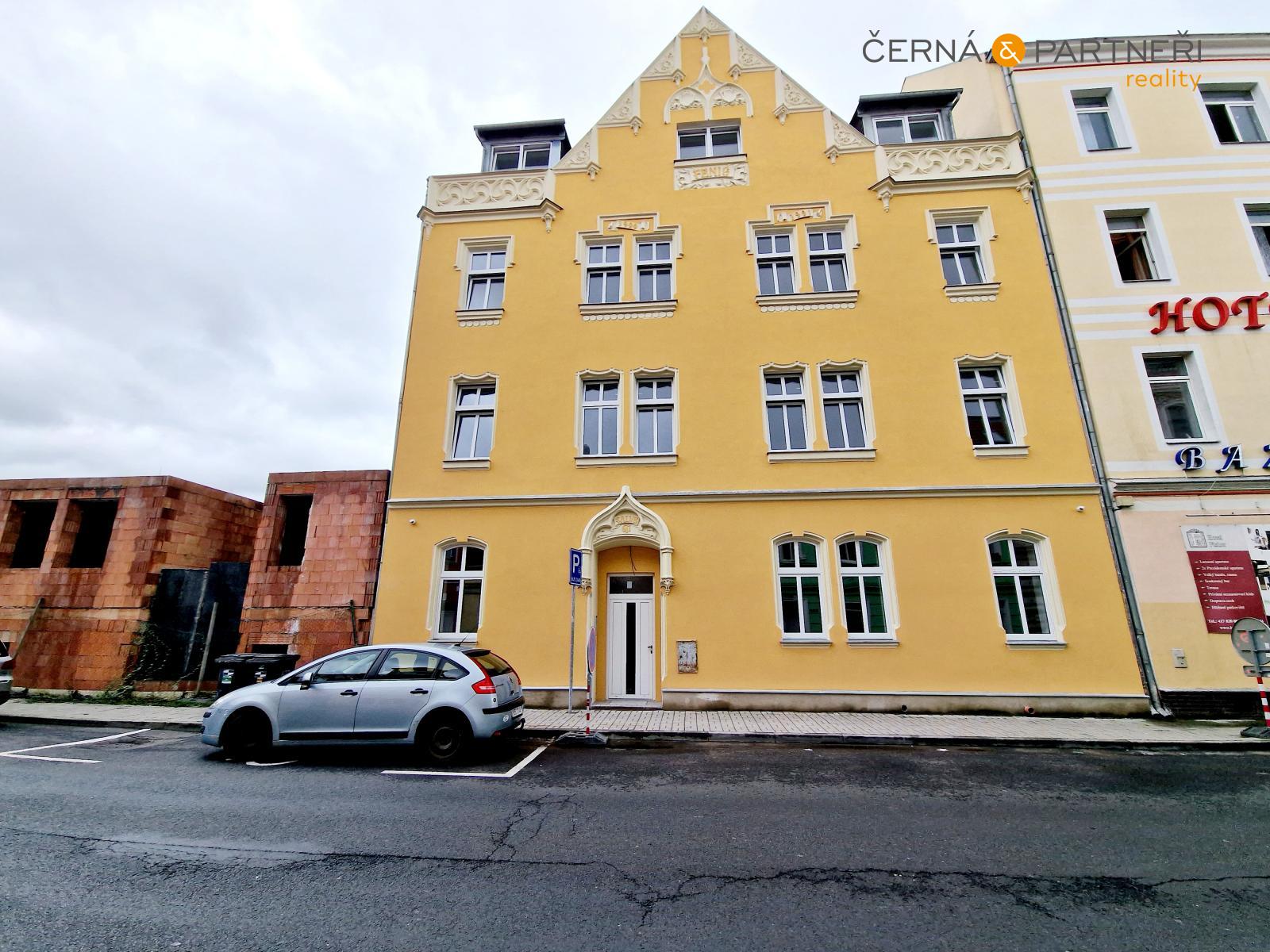 Pronájem nově zrekonstruovaného bytu 2+1 v ulici Doubravská, Teplice.