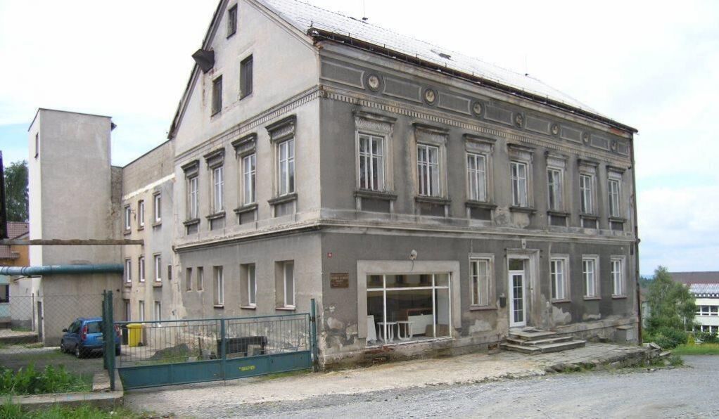 Kamenický Šenov - samostatný podnikatelský areál s kompletním zázemím, obrázek č. 1