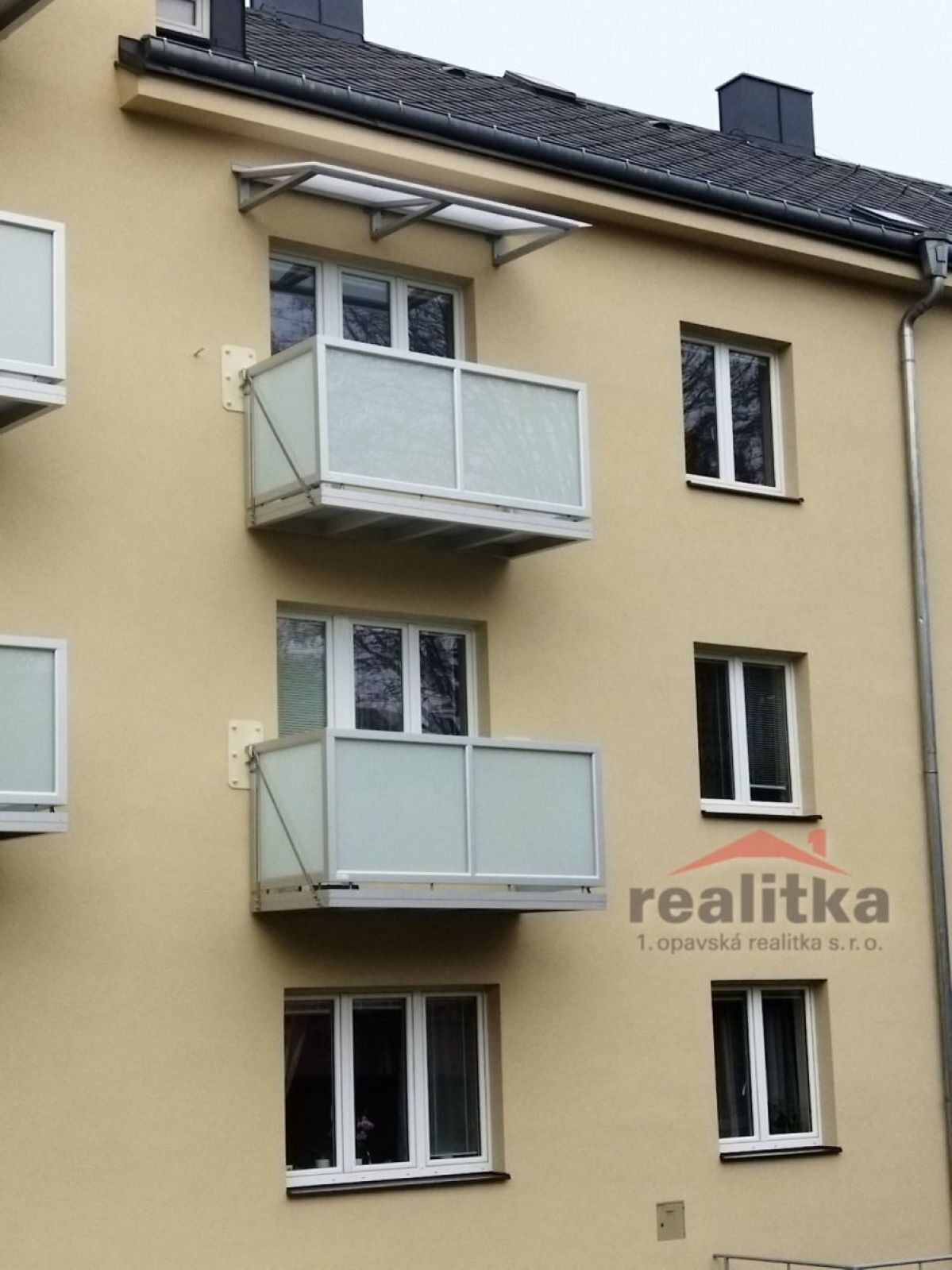 Nabízíme prodej bytu 2+1 s balkónem, N a Valech, Opava