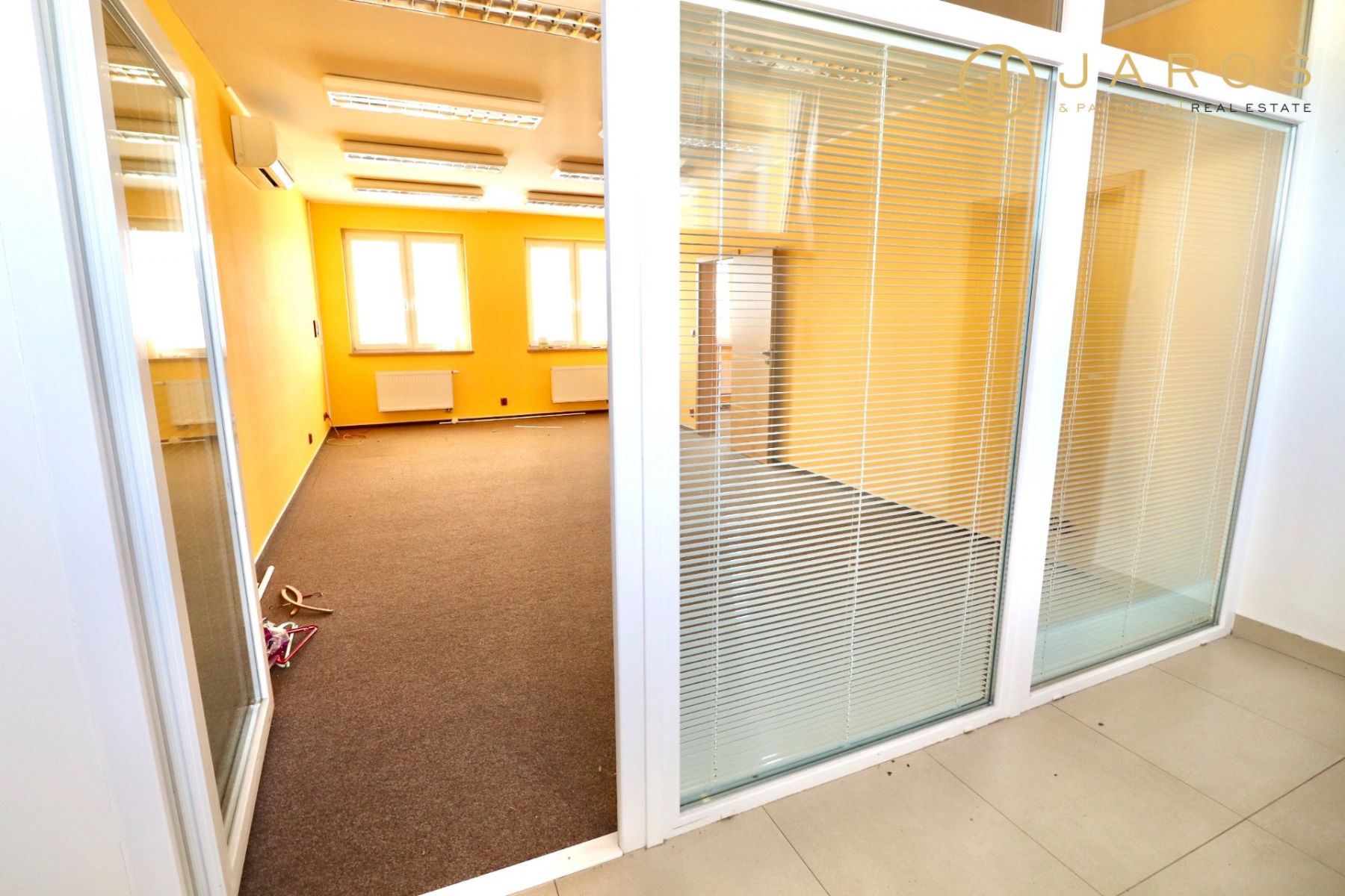 Pronájem kanceláře, 34 m2, Nádražní, Klášterec nad Ohří, obrázek č. 1