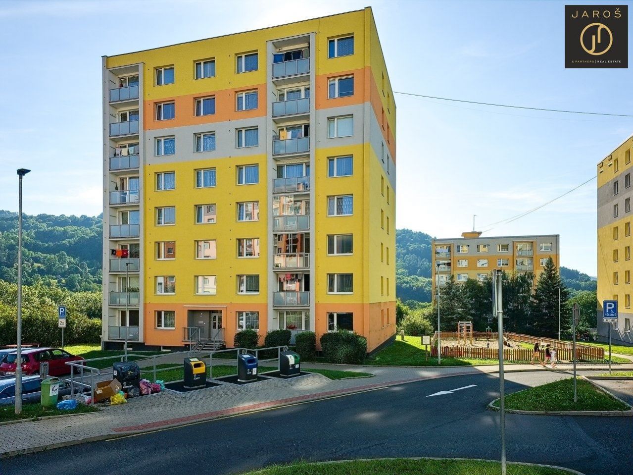 Prodej bytu 3+1 s lodžií, ulice Kosmonautů, Děčín XXVII - Březiny