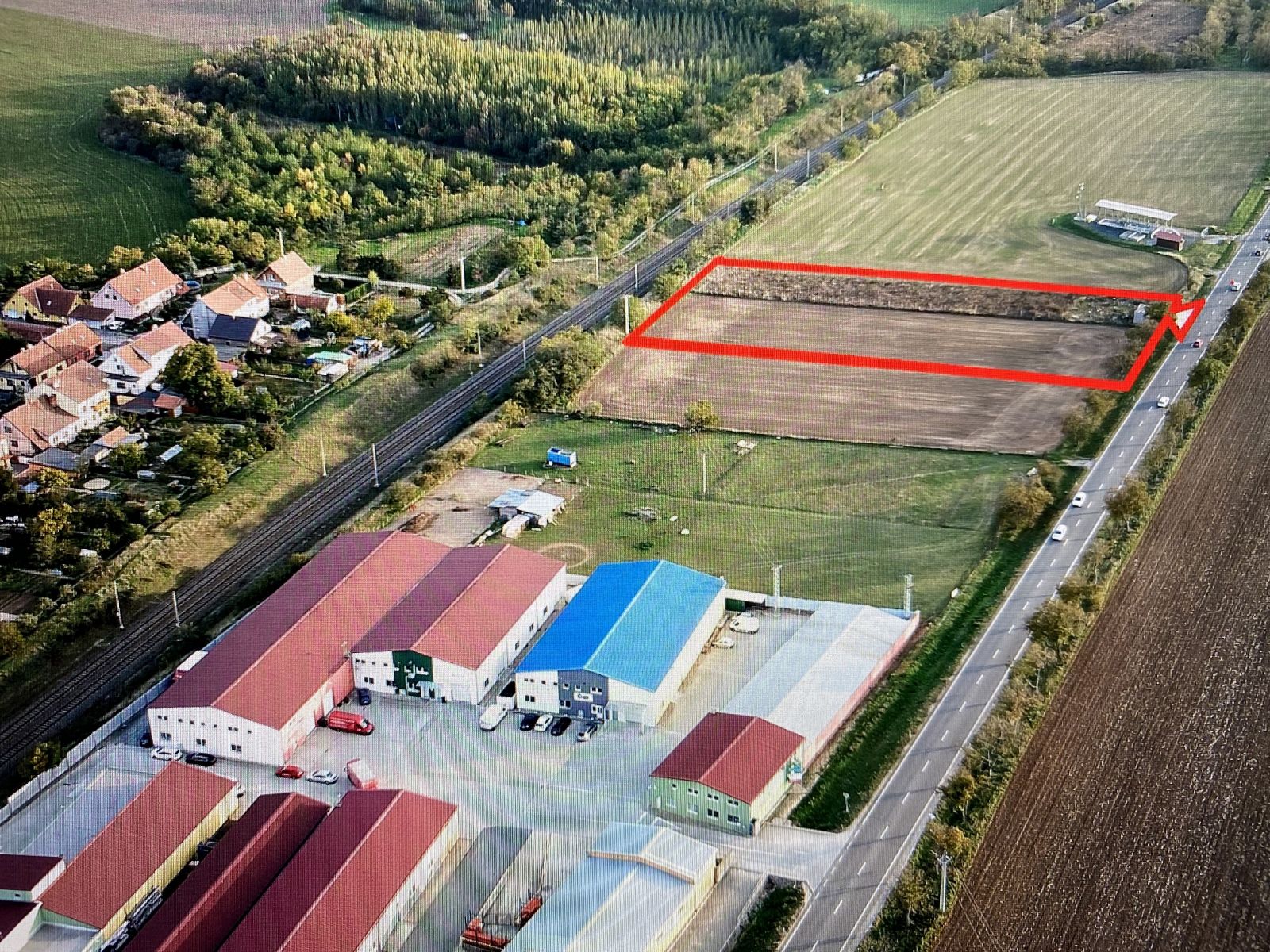Nabízíme k prodeji komerční pozemky v obci Holasice, Brno  venkov