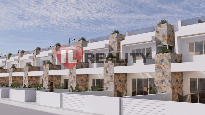 Prodej řadové domy 4+kk, střešní terasa, bazén, Villamartin, Orihuela Costa , obrázek č. 2