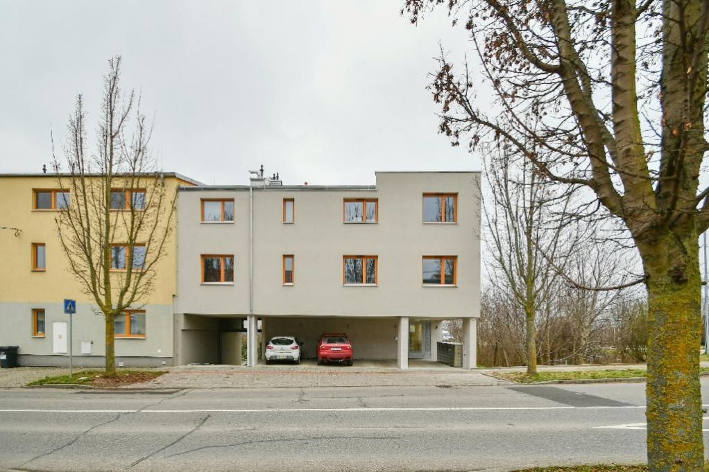 Pronájem novostavby zařízeného bytu 1+kk v Brně Líšni, ulice Holzova, obrázek č. 2
