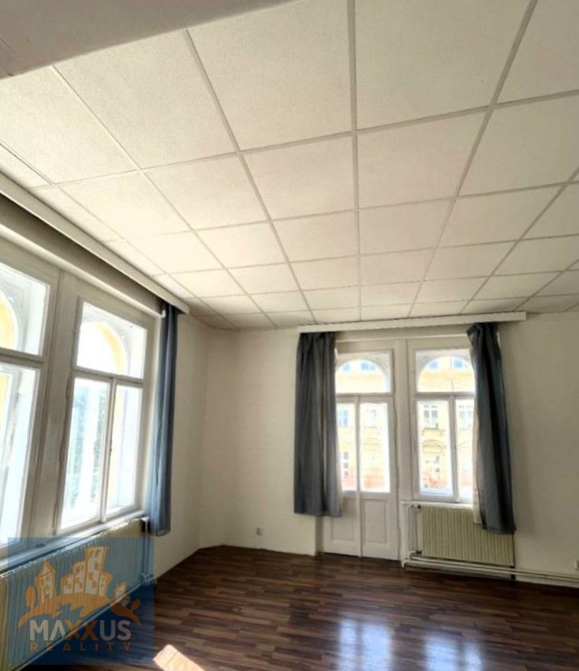 Pronájem bytu 3+kk (108 m2) s balkónem, ul. Vinohradská, Praha 2 - Vinohrady