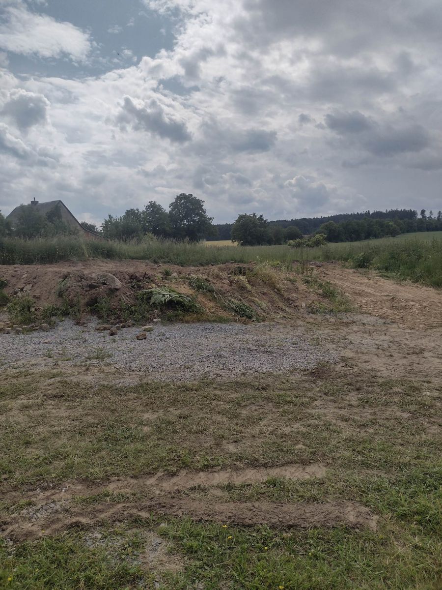 Prodej stavební pozemku ( 1098 m2) v obci Velké Kunětice, část Strachovičky, obrázek č.4