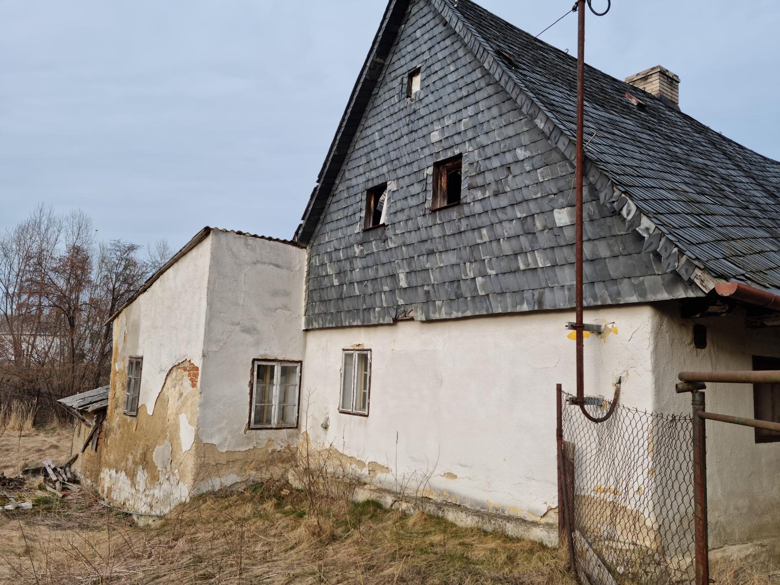 Prodej rodinného domu s pozemkem o výměře 1118 m2 v obci Velká Kraš, obrázek č. 3