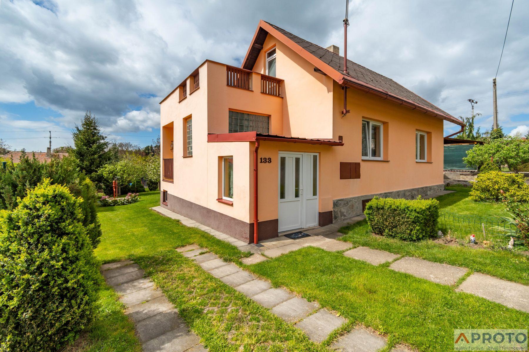 Prodej rodinného domu 231 m, pozemek 583 m, Praha - východ, Strančice