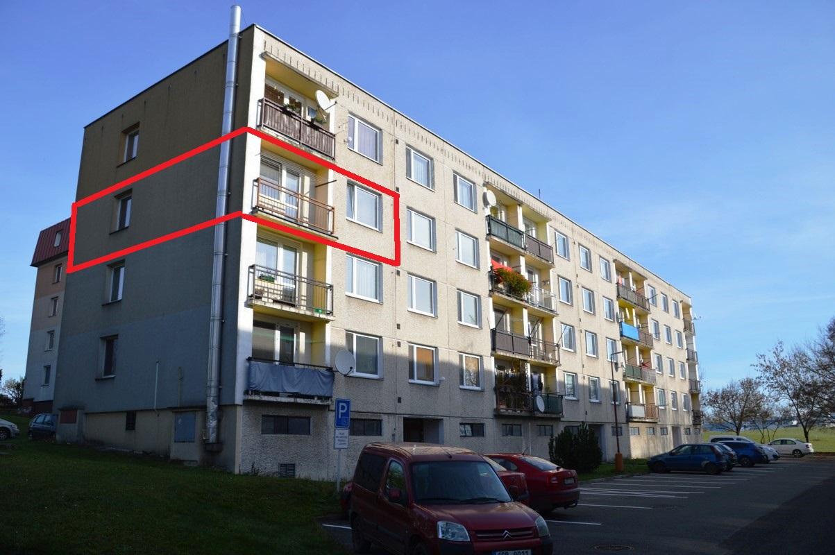 Družstevní byt 4+1 Dlouhoňovice, obrázek č. 1