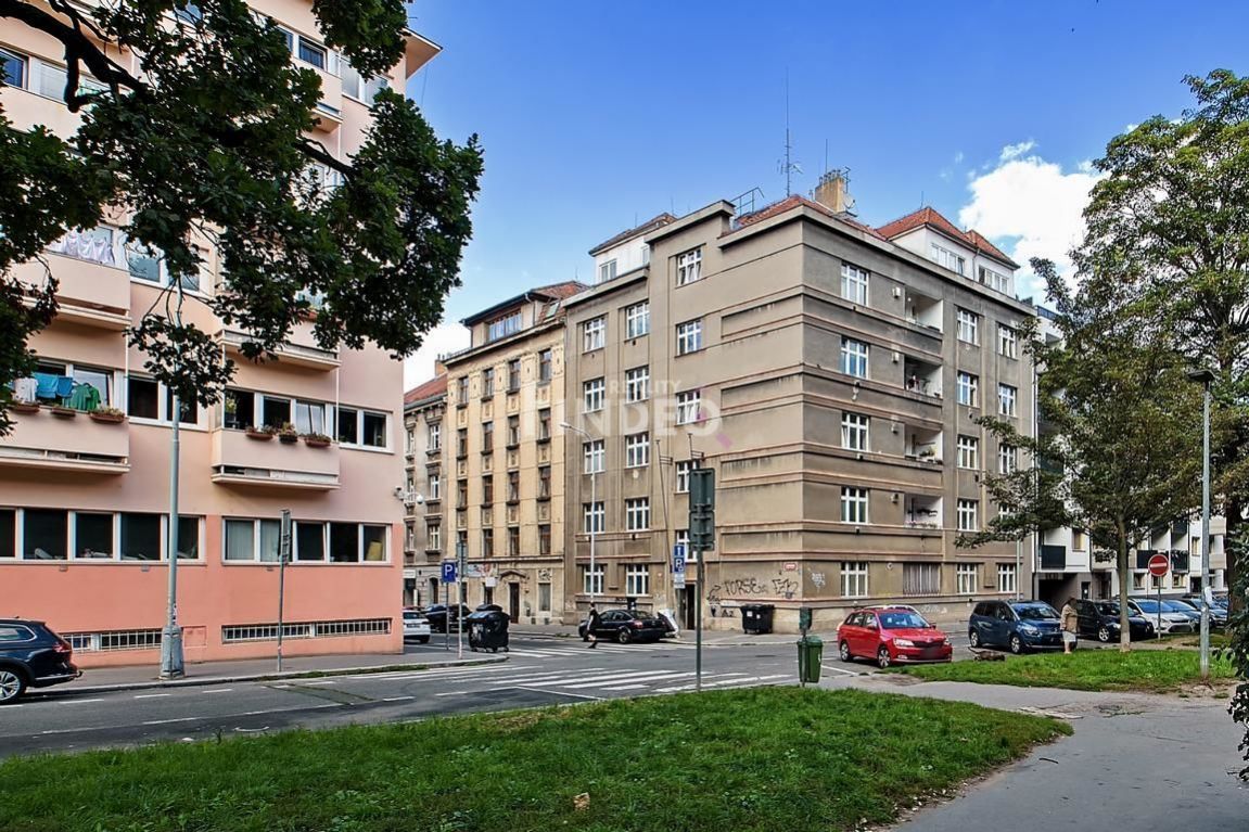 Prodej bytu2+1, 70m2, Praha 5 - Košíře, obrázek č. 1