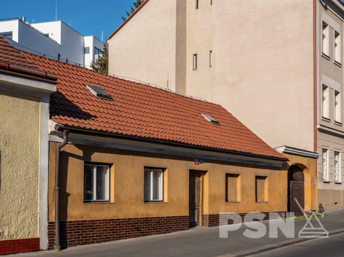 Prodej domu 190m2 na Vinohradské ulici Praha 10, obrázek č.1