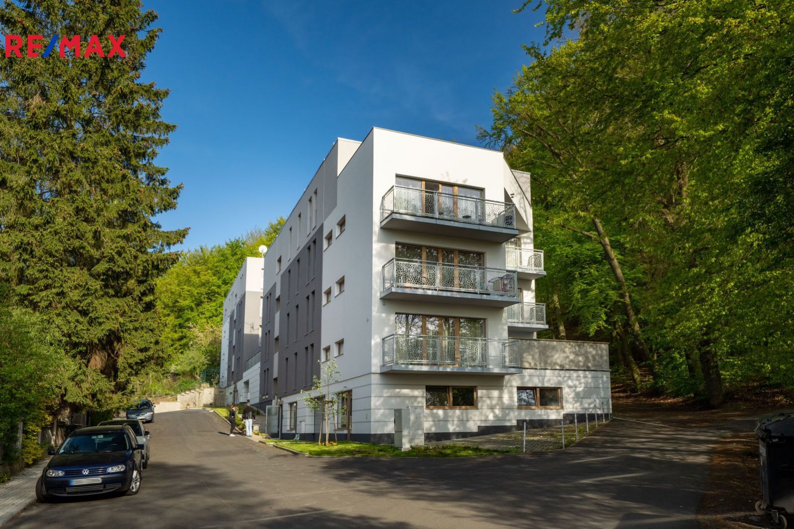 Prodej bytu 3+kk 100 m2 + terasa (40 m2), obrázek č. 1