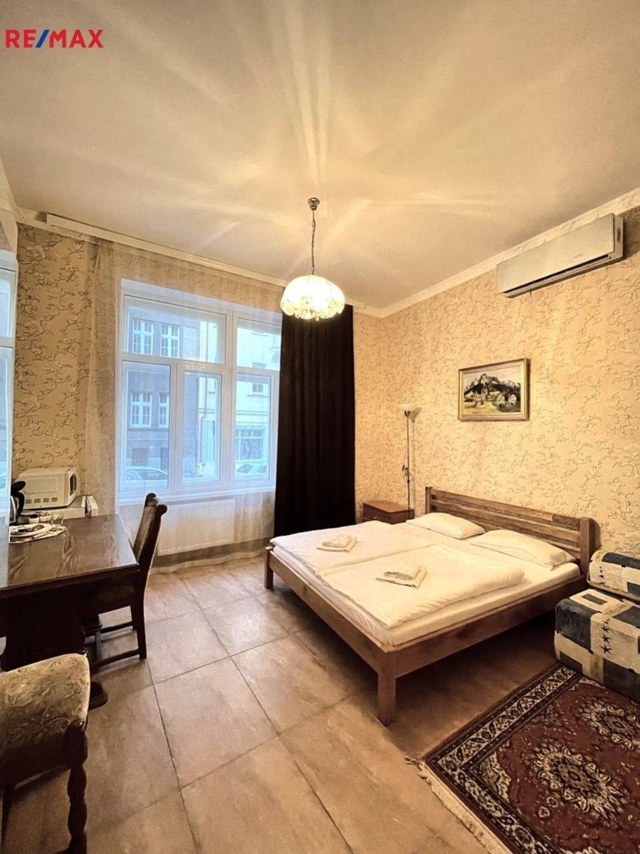Prodej bytu 1+1, 43 m, ul. Bulharská, Karlovy Vary., obrázek č. 1