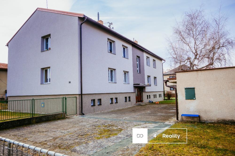Pronájem bytu 3+1 se zahradou a vlastní garáží v Pardubicích v městské části Dražkovice., obrázek č. 1