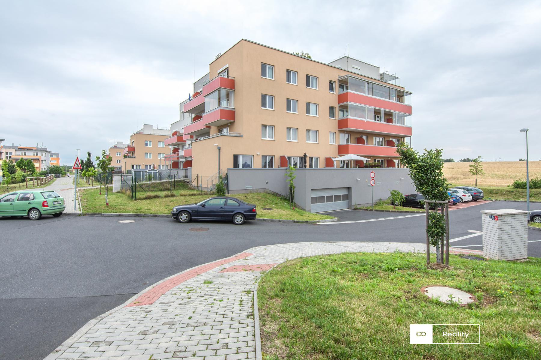 Prodej atraktivní a moderní bytové jednotky 3+kk, 68 m2, 9 890 000,- Kč, Praha 9 - Kyje, obrázek č. 3