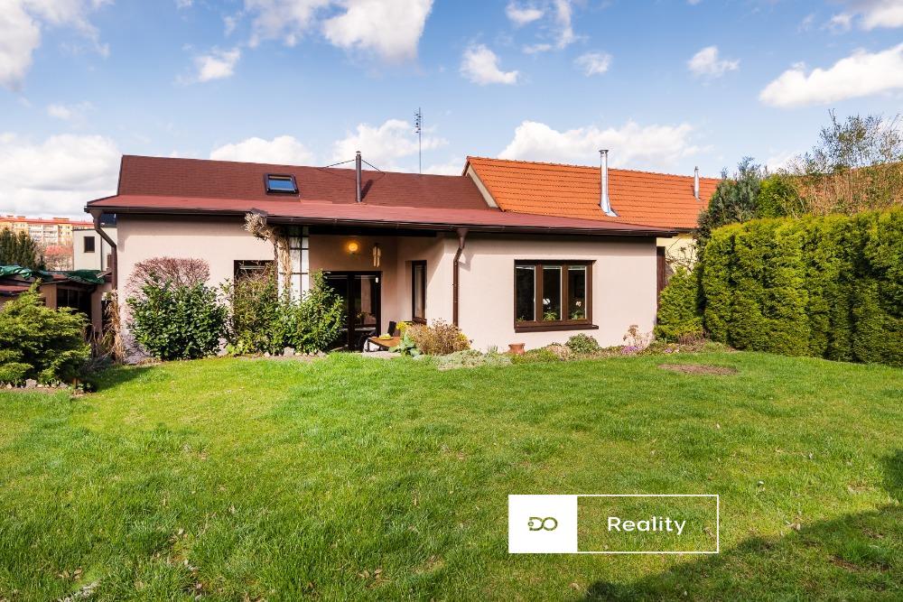 Prodej krásného rodinného domu 128 m2, pozemek 419 m2, 12 900 000,- Kč, Praha - Čimice, obrázek č. 1