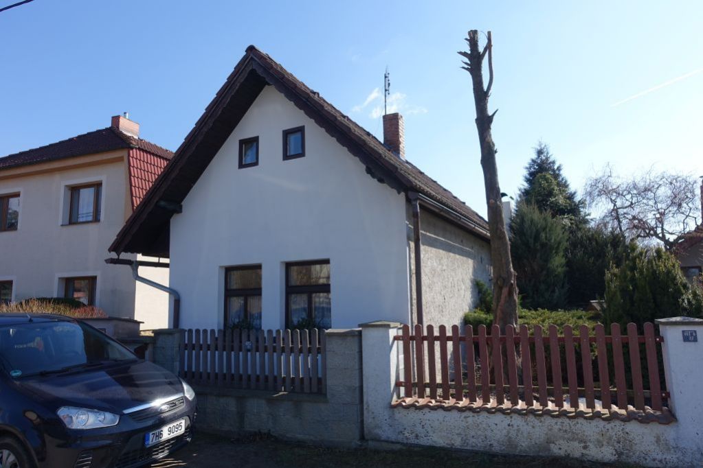 E-aukce rodinného domu, kat. území Hlušice, okres Hradec Králové, obrázek č. 1