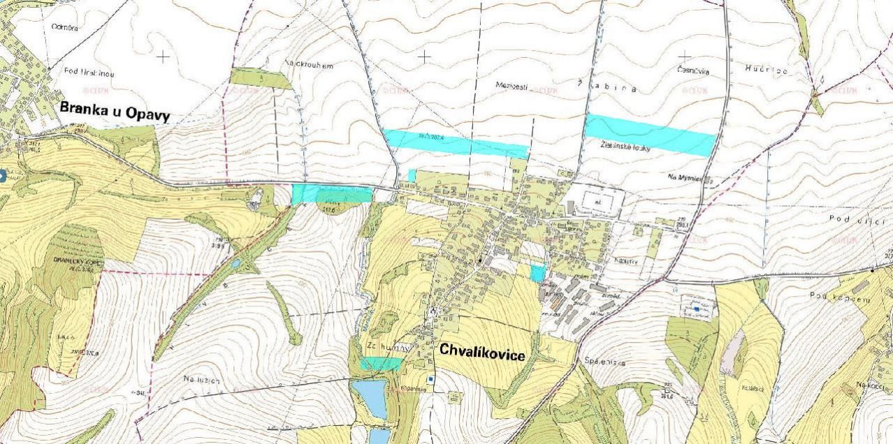 Spoluvlastnický podíl 1/2 na pozemcích o výměře 98415 m2 v k.ú. Chvalíkovice (E-aukce), obrázek č. 2