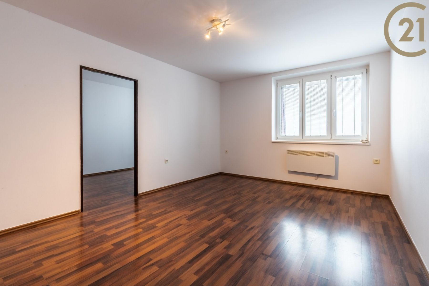 Prodej bytu 2+1, 51,60 m2, Kounov, obrázek č. 3