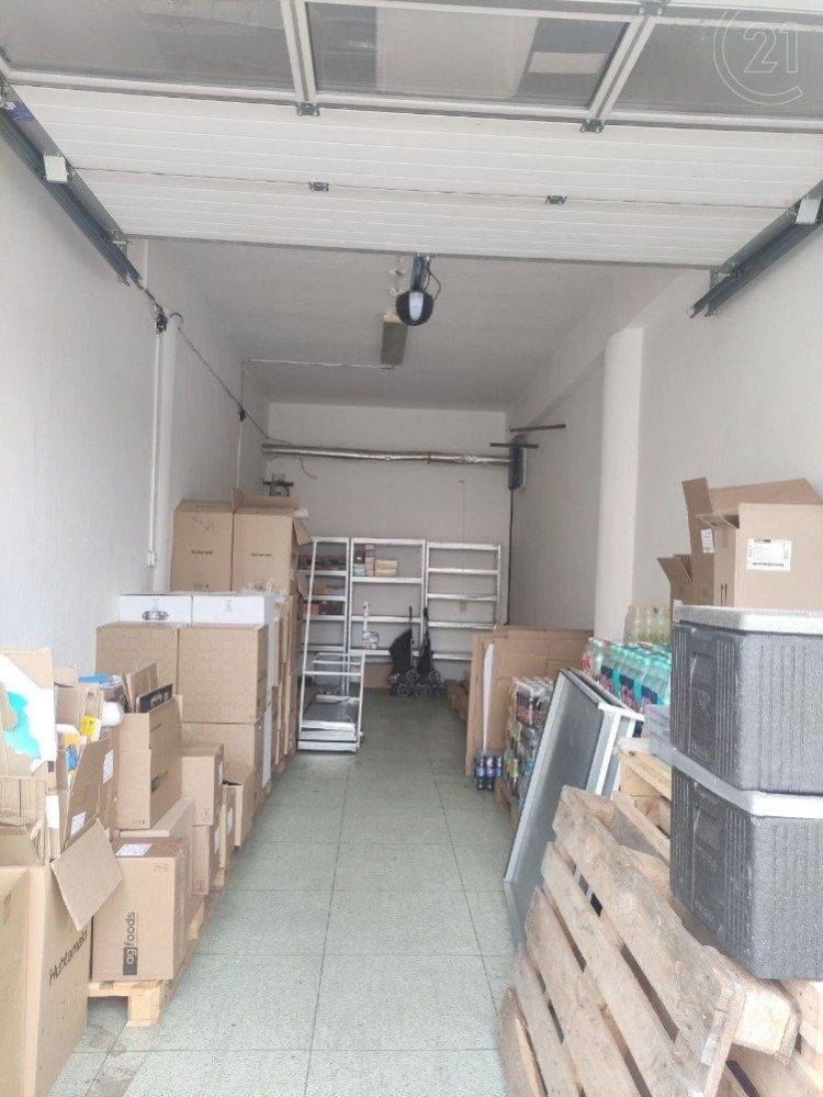Pronájem skladu, garáže nebo lehká výroba 30 m2 - Zlín - Prštné, obrázek č. 2