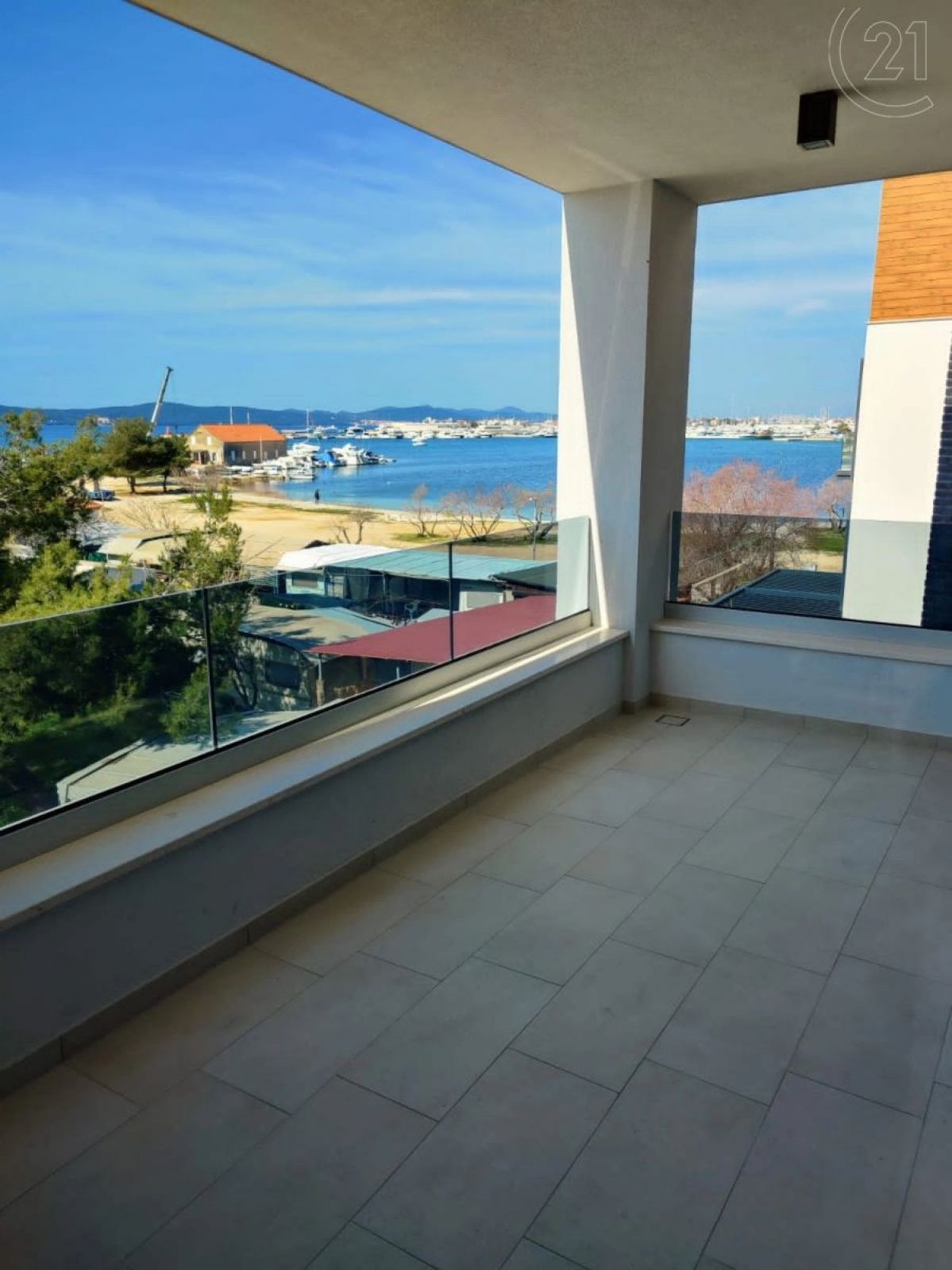 Prodej nového apartmánu 4+kk v Chorvatsku, střešní terasa, bazén