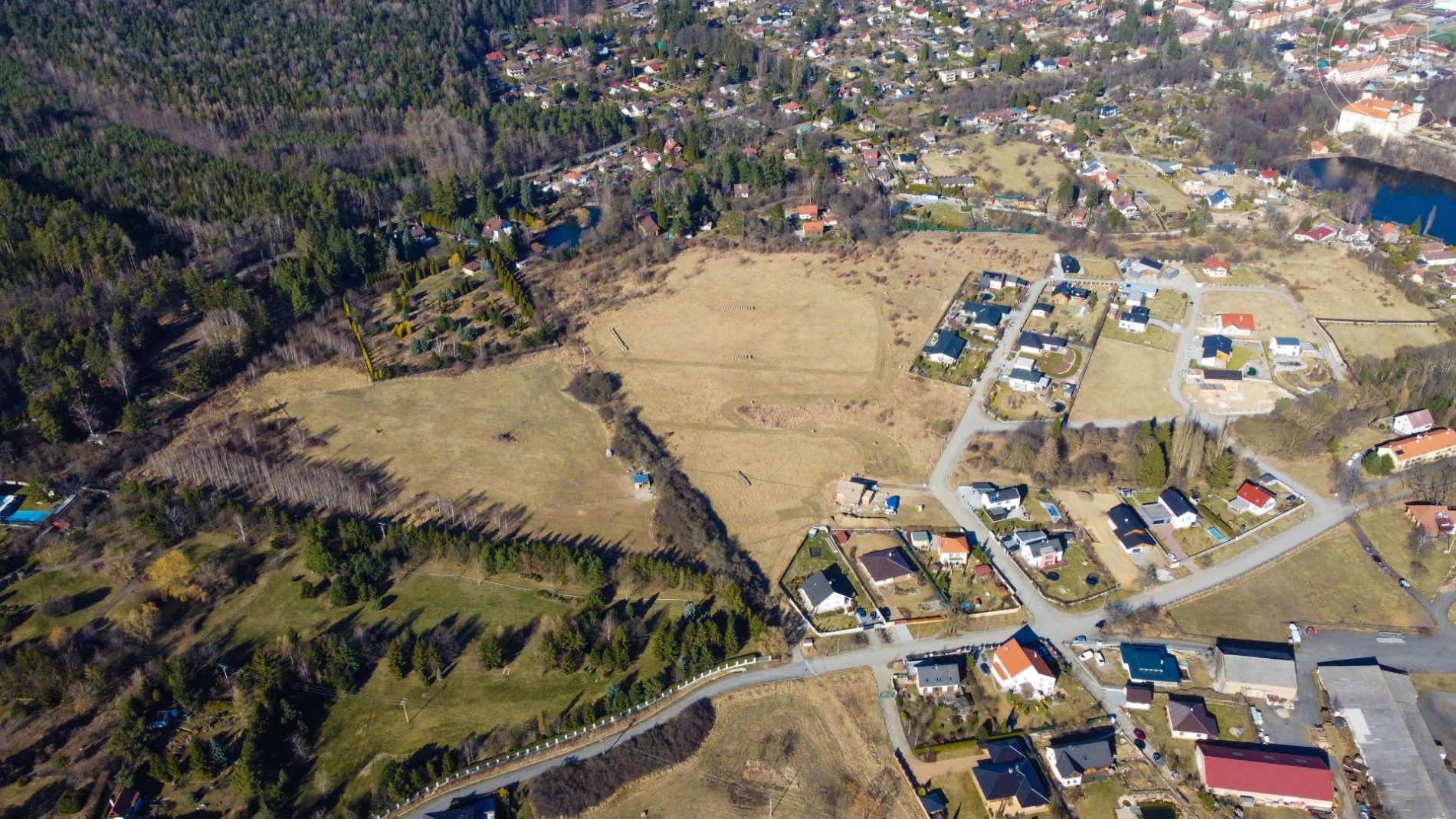 Pozemek k výstavbě RD, o rozloze 79 028 m2 v obci Stříbrná Lhota, okr. Mníšek pod Brdy, obrázek č. 3