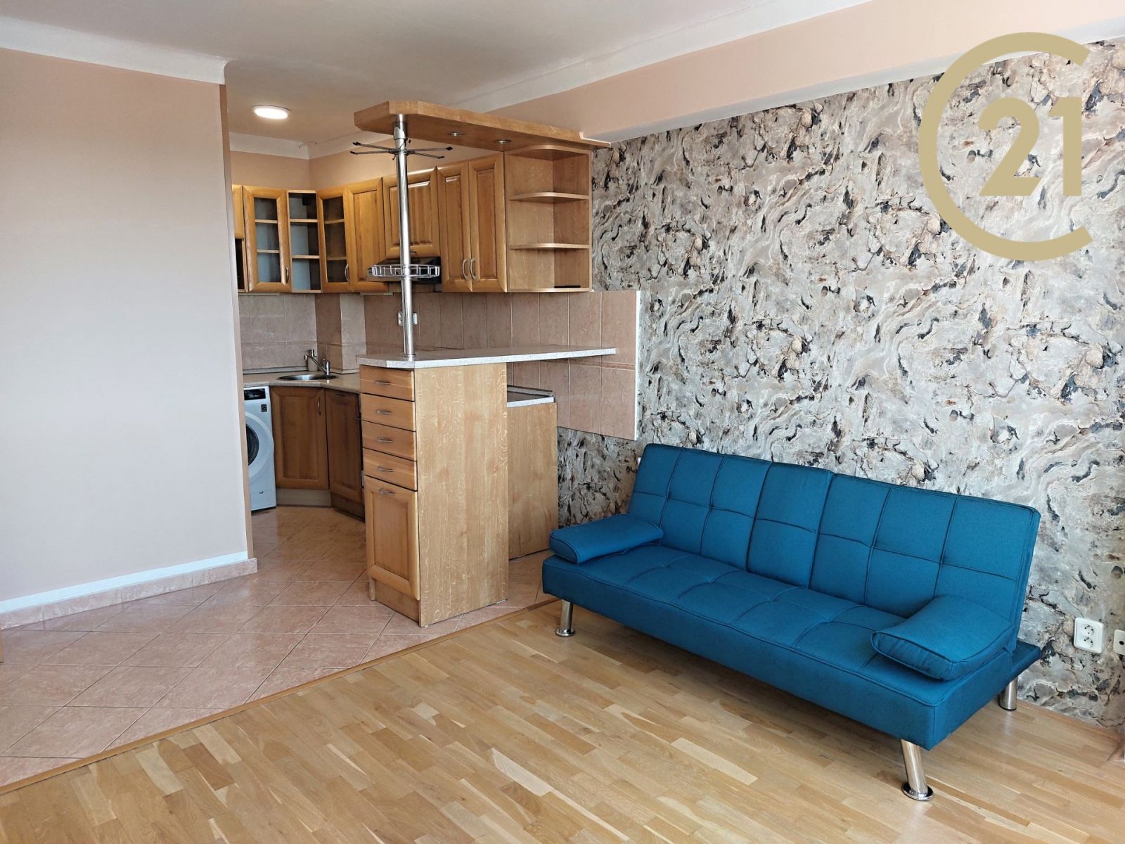 Prodej bytu se zasklenou lodžií 3+kk (49 m2), obrázek č. 2