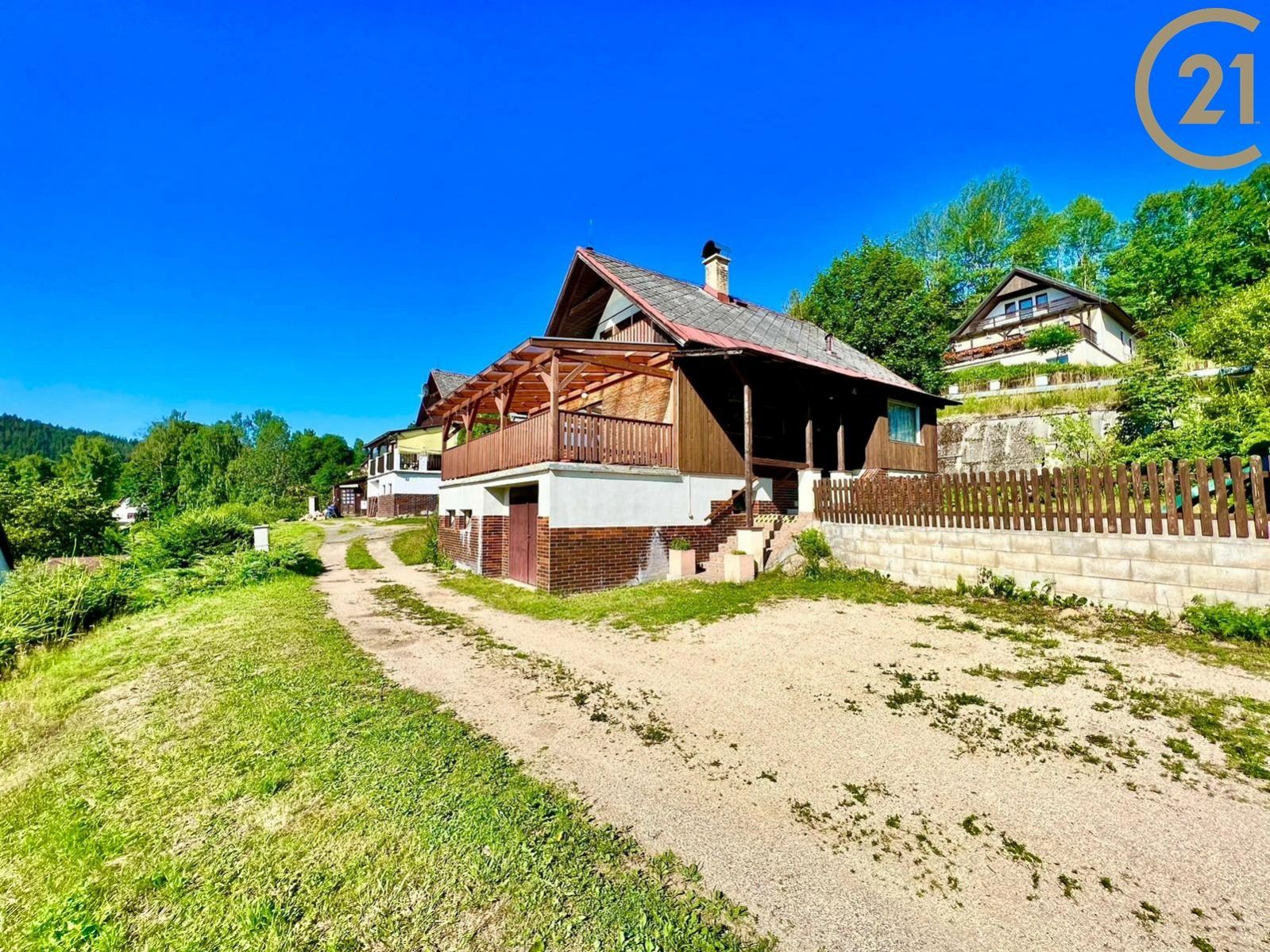 Prodej RD 4+1 s garáží, pozemek 576m2,  Jiřetín pod Bukovou, okr. Liberec, obrázek č. 1