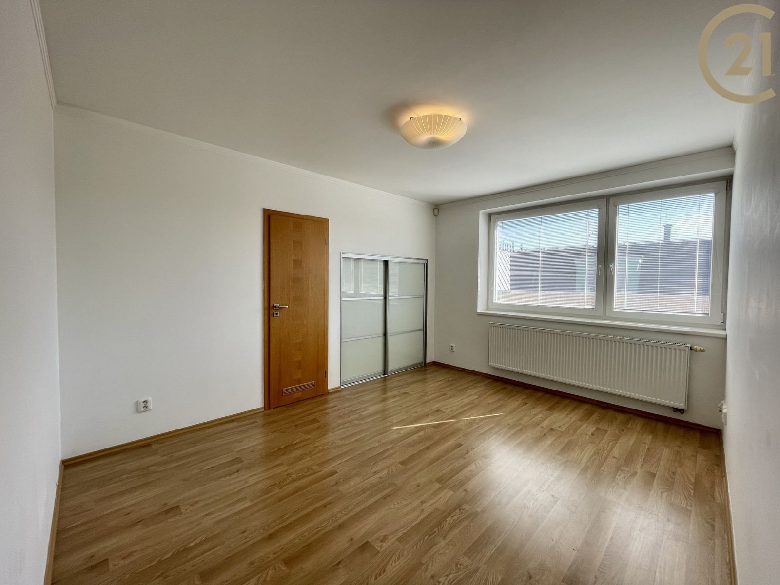 Pronájem bytu 3+kk, 70,4 m2, Praha - Újezd nad Lesy, obrázek č. 3