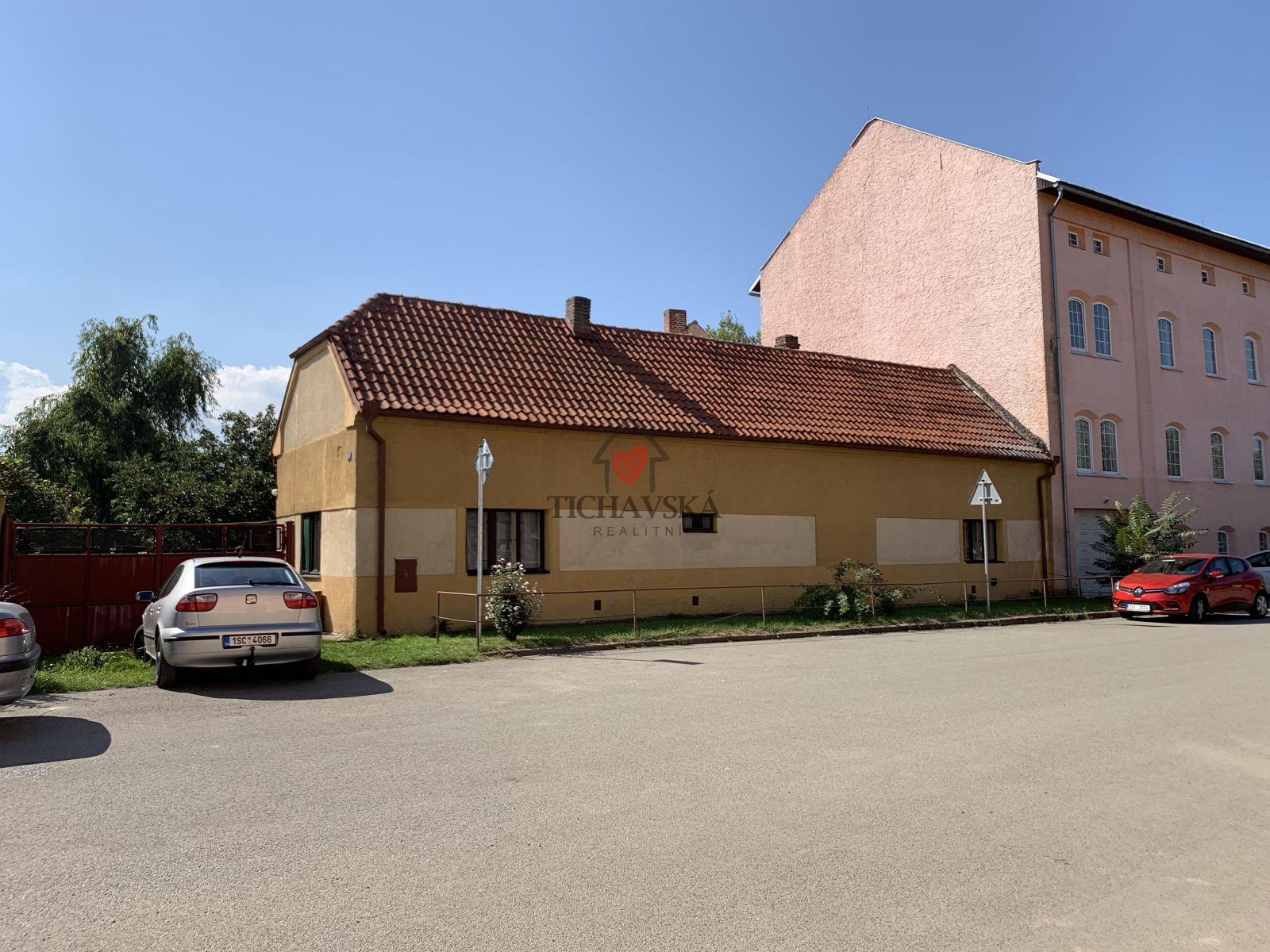 Prodej chalupy v obci Lužec na Vltavou, CP 427 m2