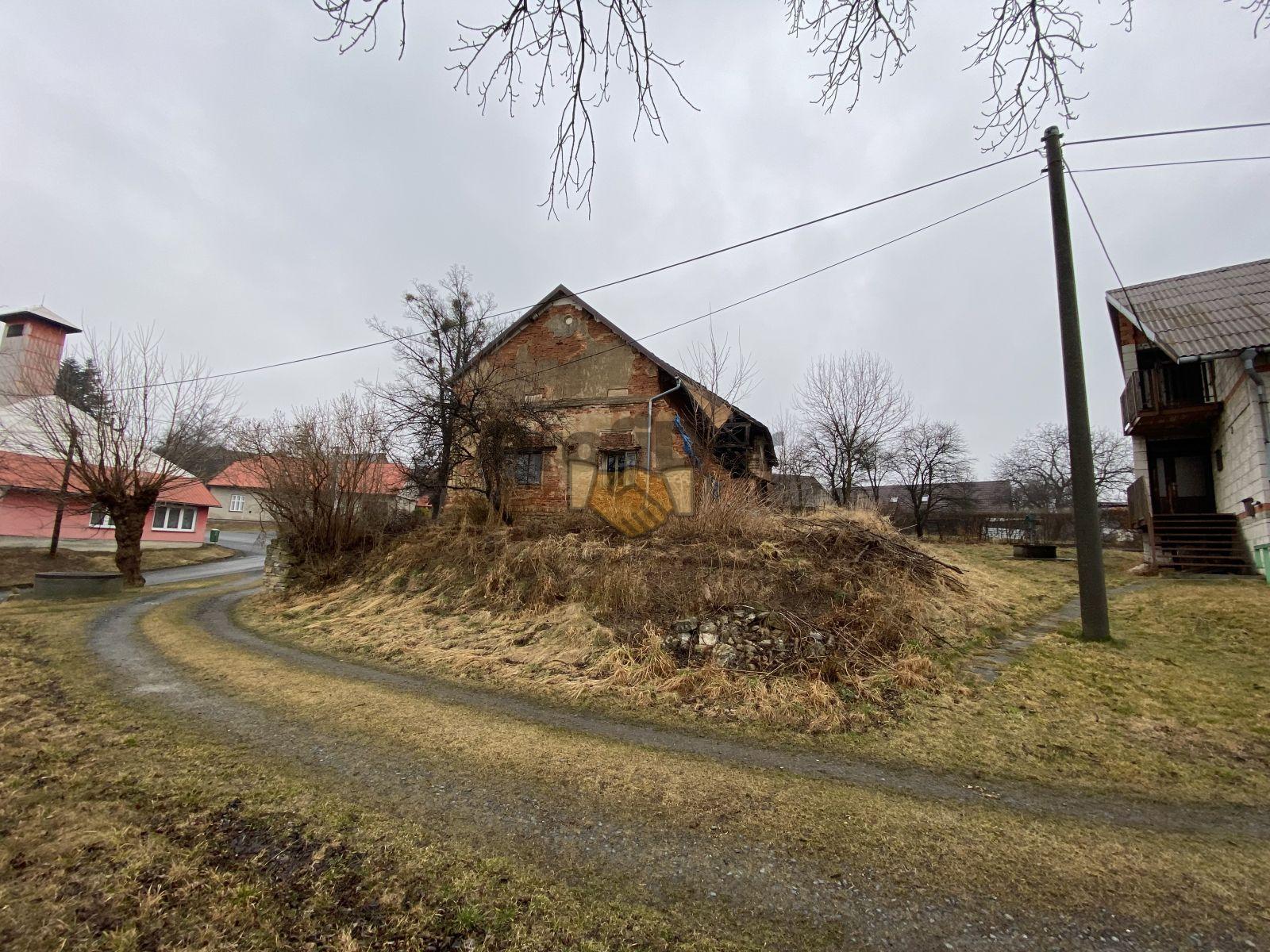 Prodej rodinného domu v obci Police u Valašského Meziříčí, CP 737 m2, obrázek č.6
