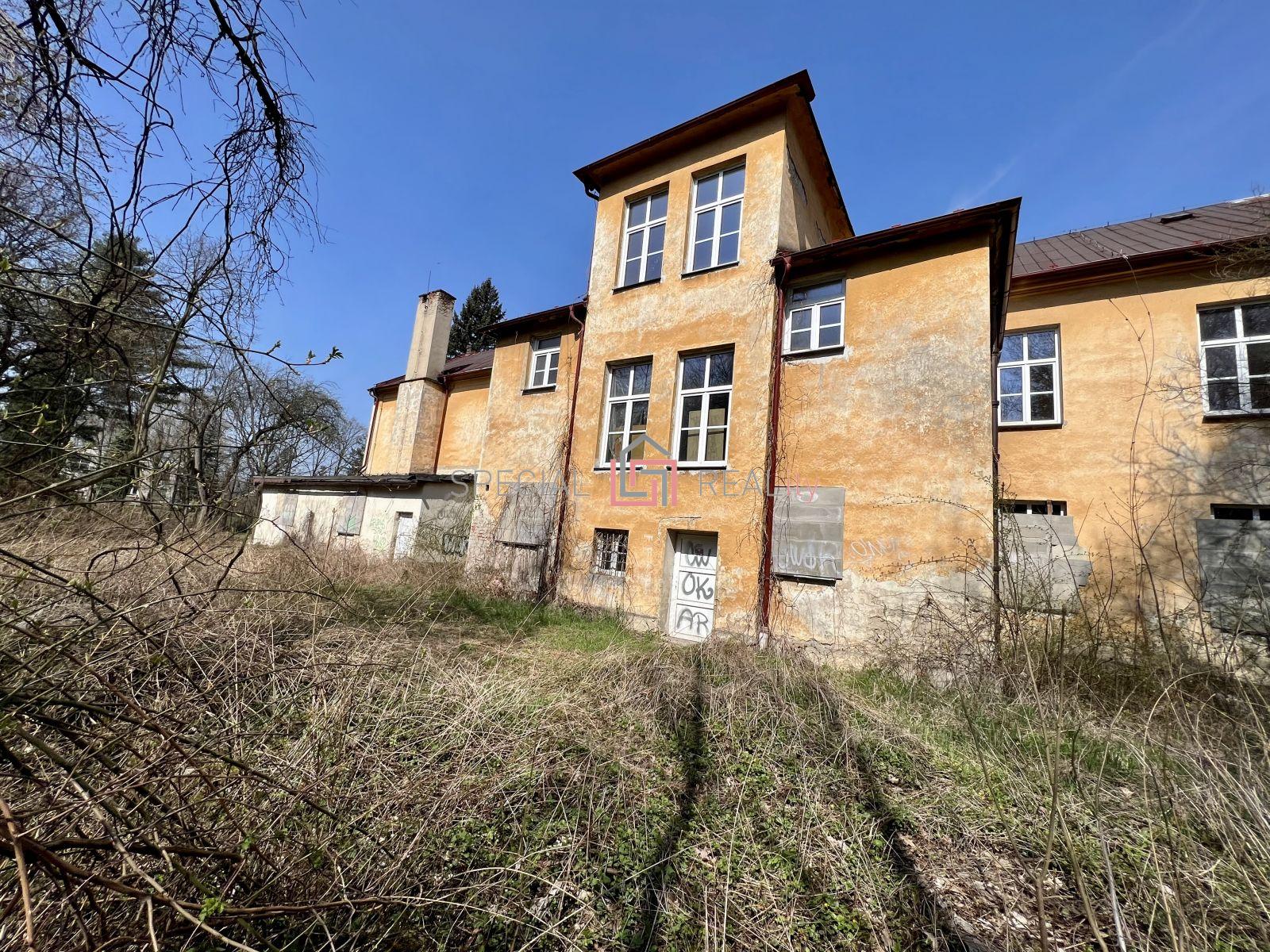 Prodej budovy bývalé školy v Karviná-Darkov s pozemkem o rozloze 2023 m2, obrázek č.21