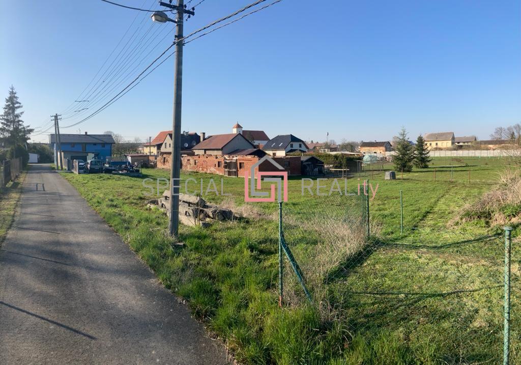 Prodej stavebního pozemku o rozloze 1.211 m2 v obci Třebom, obrázek č. 3