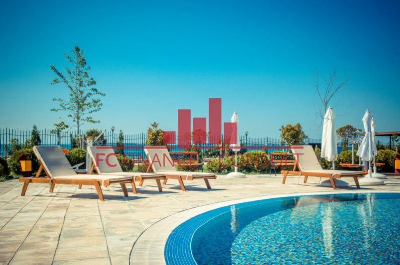 Nový luxusní byt 3+kk na pláži, výhled na moře, na splátky, Sveti Vlas , Bulharsko