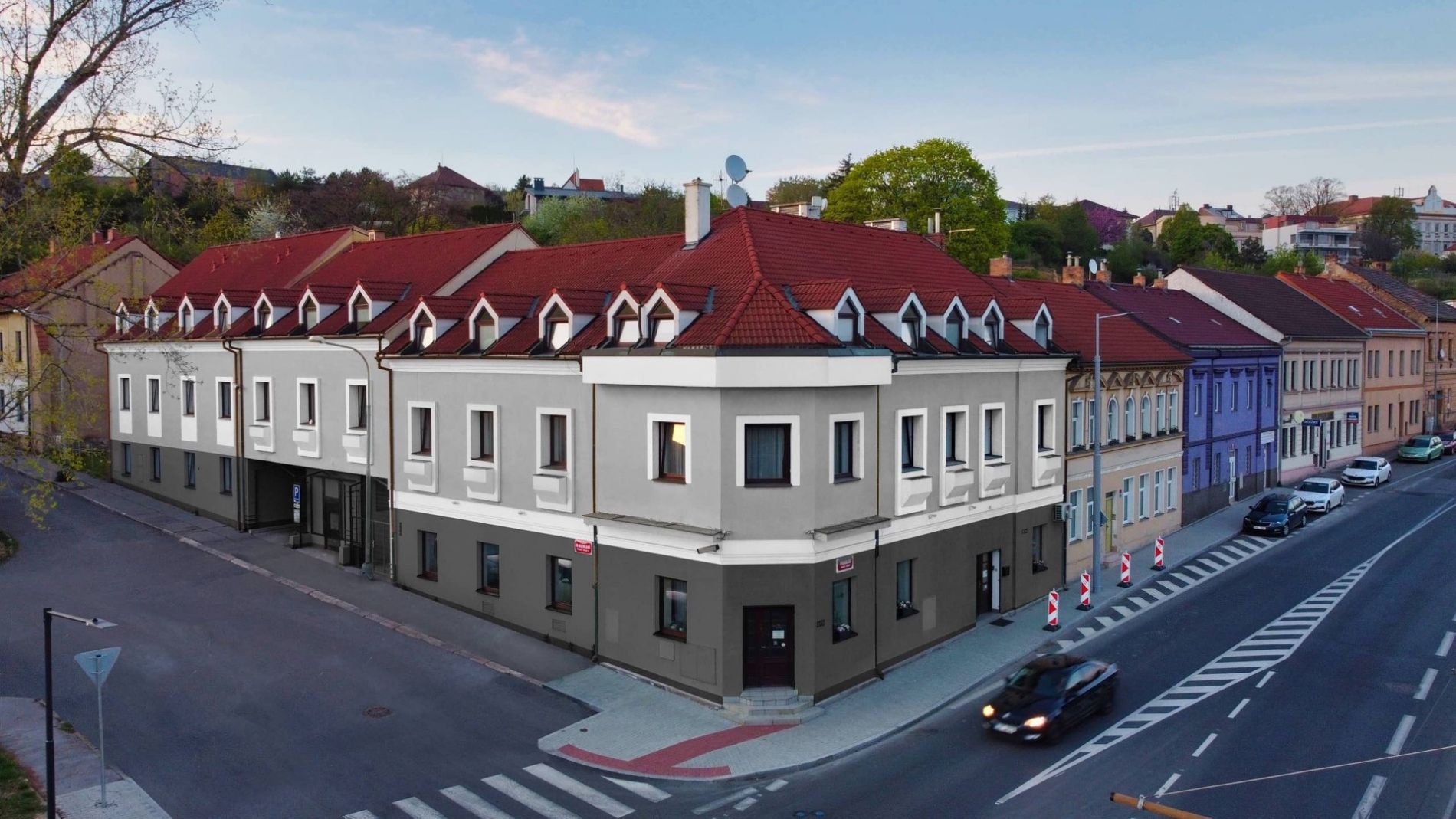 Prodej, Ubytovací zařízení, 100 m2 - Praha 9 - Prosek, obrázek č. 1