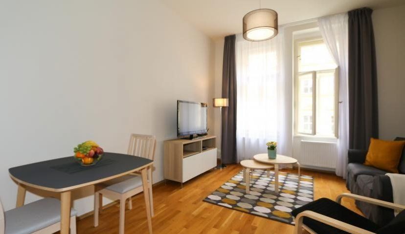 Pronájem bytu 2+kk, 53 m2, Praha 2 - Vinohrady, Moravská, obrázek č. 3