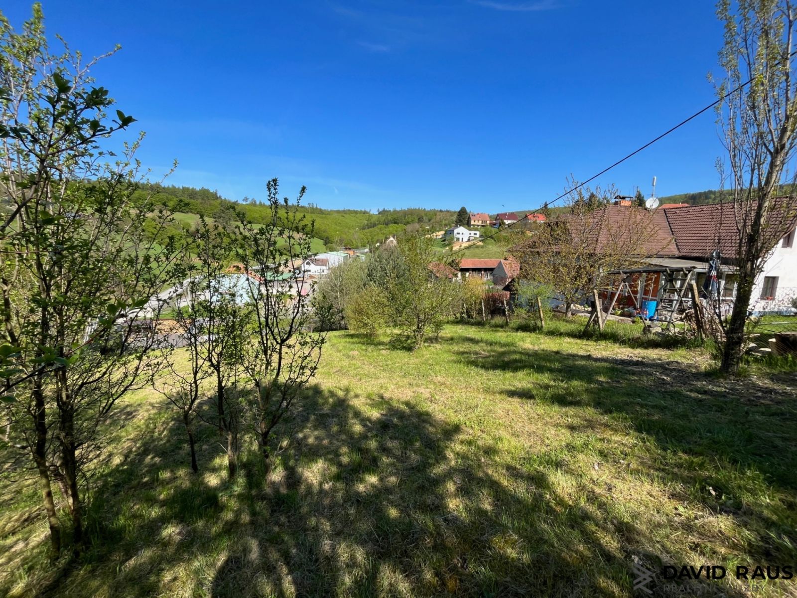 Prodej pozemku ( 1192 m2) s platným stavebním povolením, obec Kanice, obrázek č. 3