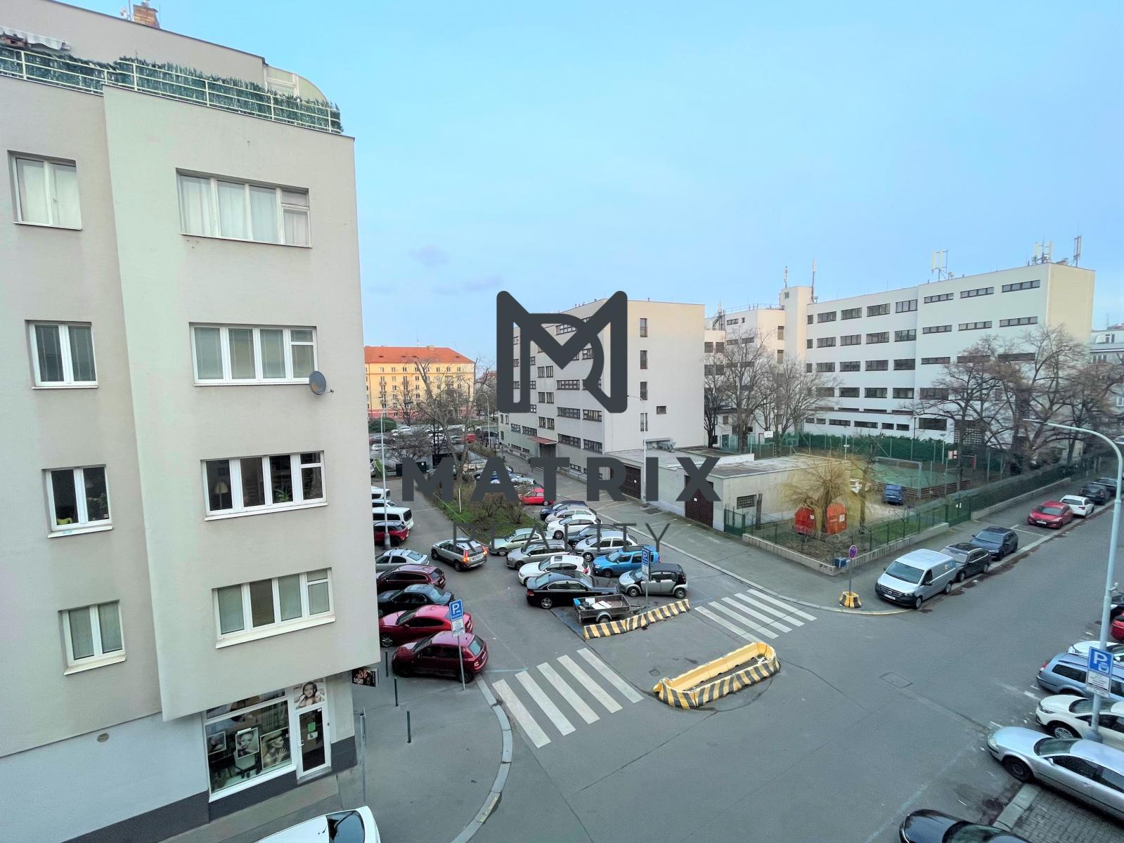 Pronájem bytu 2+1 s balkonem, Praha 4 - Nusle , ul. Na bitevní pláni - (foto&nbsp;č.&nbsp;14)