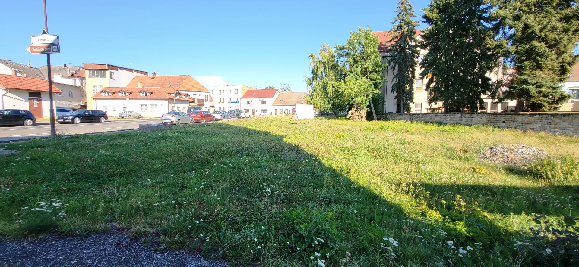 Stavební pozemek smíšený na komerční využití i bydlení v centru města Hořice 917 m2 , obrázek č. 3