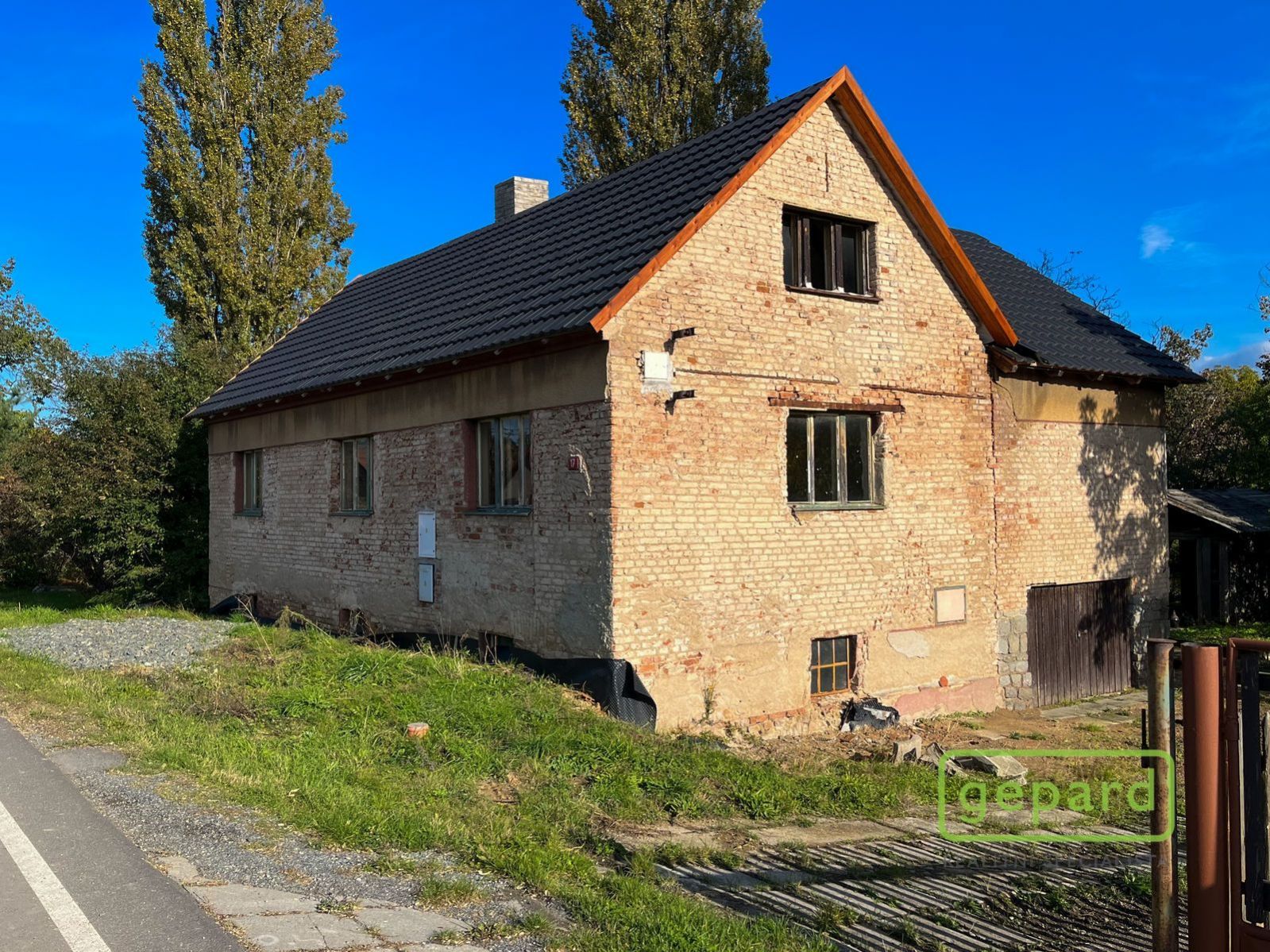 Prodej rodinného domu se zahradou, Dlouhá Lhota u Dobříše, obrázek č. 1