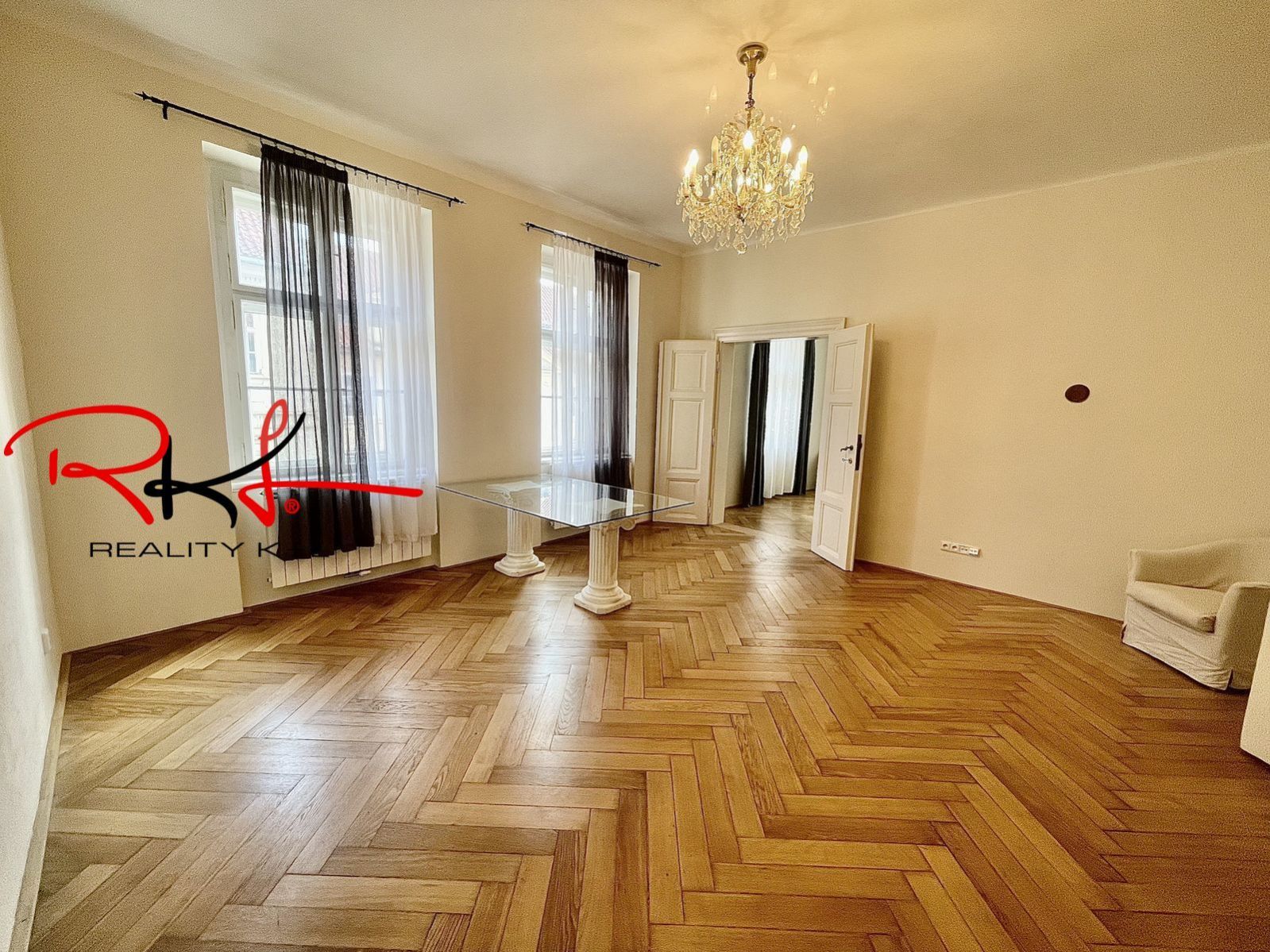 Pronájem, historický byt 4+1, Malá Strana, Praha, obrázek č. 2