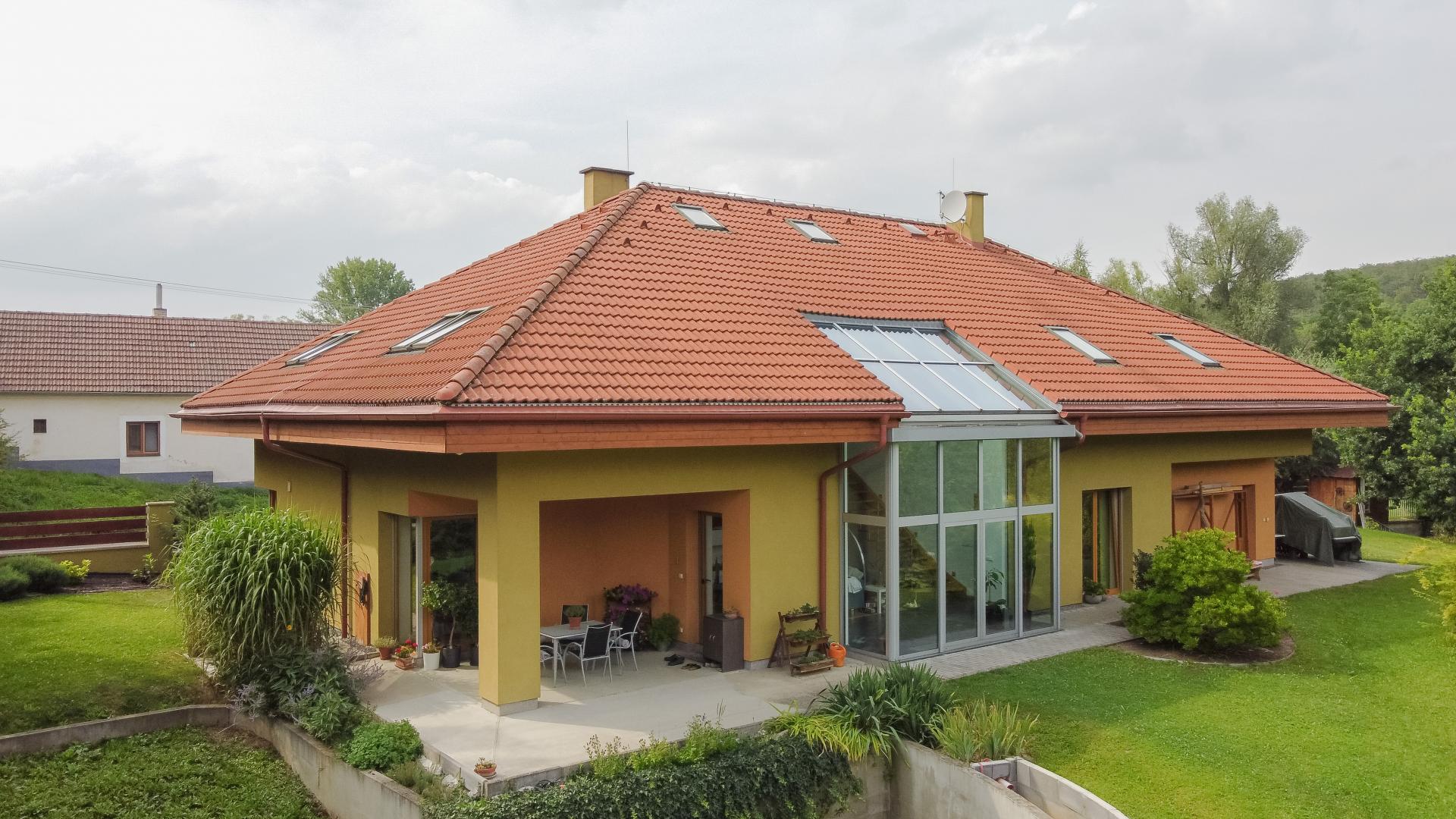 Prodej rodinného domu, 8+1, 412 m2, Vodochody, Praha - východ, obrázek č. 3