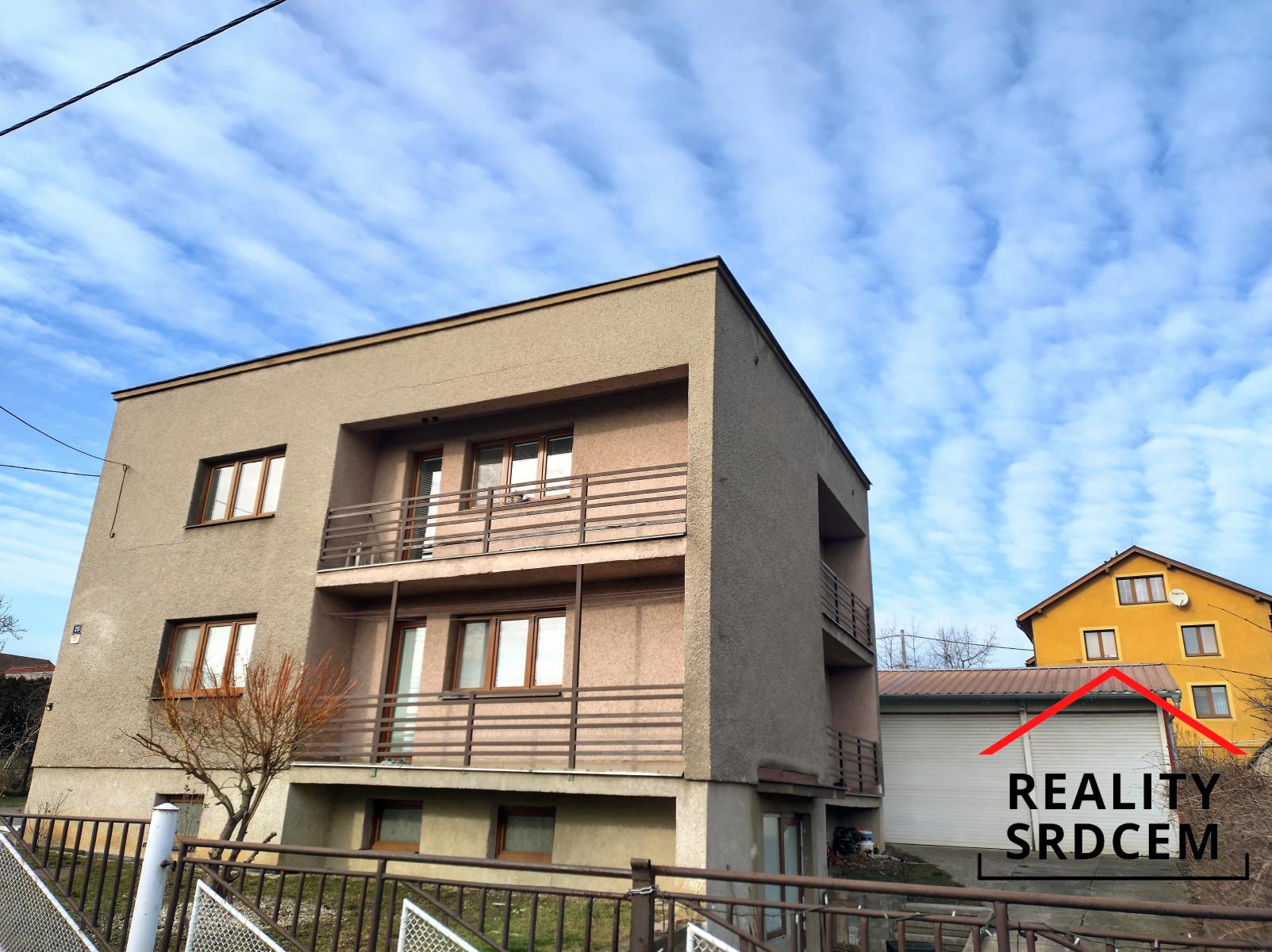 Pronájem velkometrážního bytu v RD 87m/2+1, 2x garáž, balkóny, ul.U Lípy, Ostrava Radvanice, zahrada, obrázek č. 1