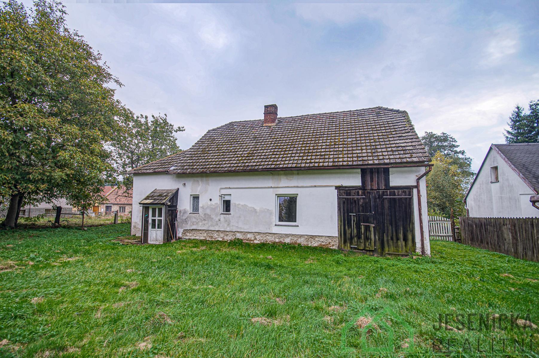 Prodej rodinného domu se zahradou a garáží Popelín, Horní Olešná., obrázek č. 3