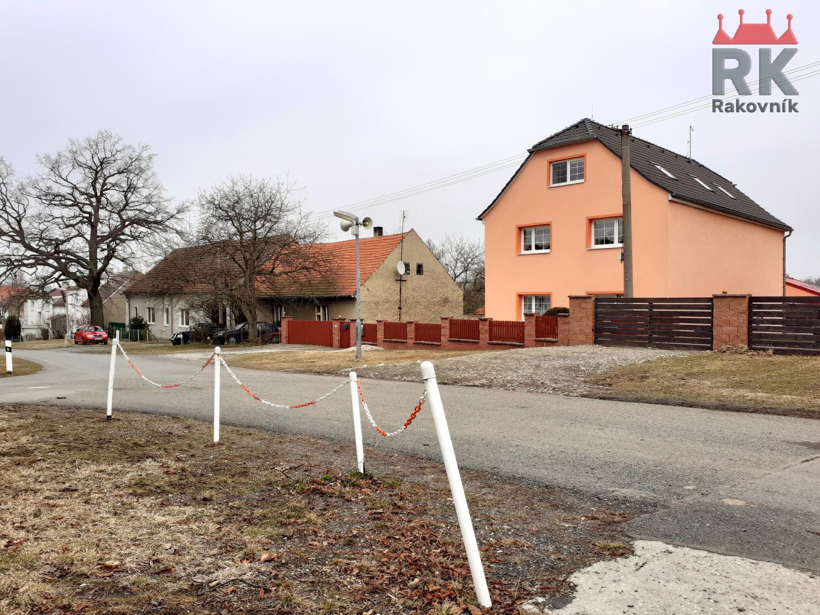 Prodej rodinného domu 300 m2, pozemek 2 081 m2 Pavlíkov