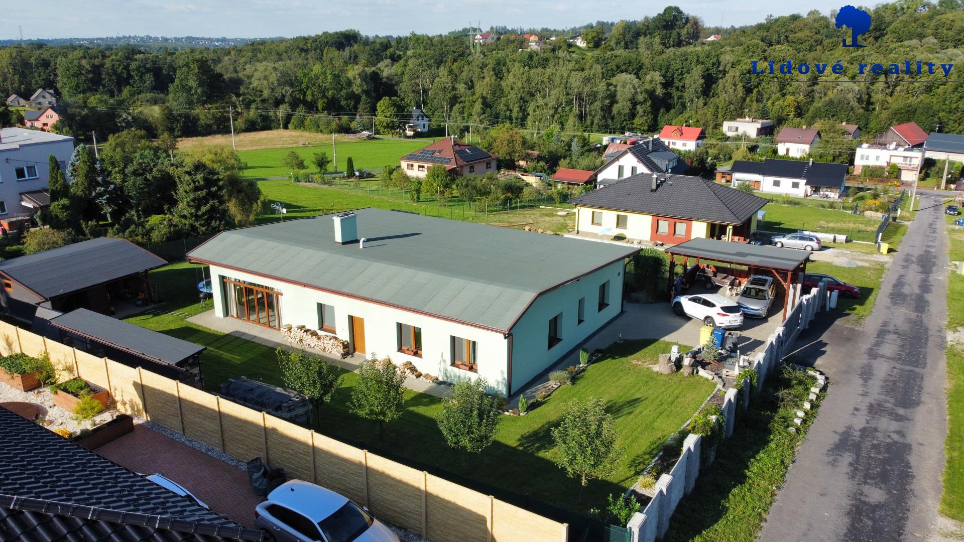 Prodej rodinného domu 196 m, pozemek 1 454 m Vojkovice, okres Frýdek-Místek